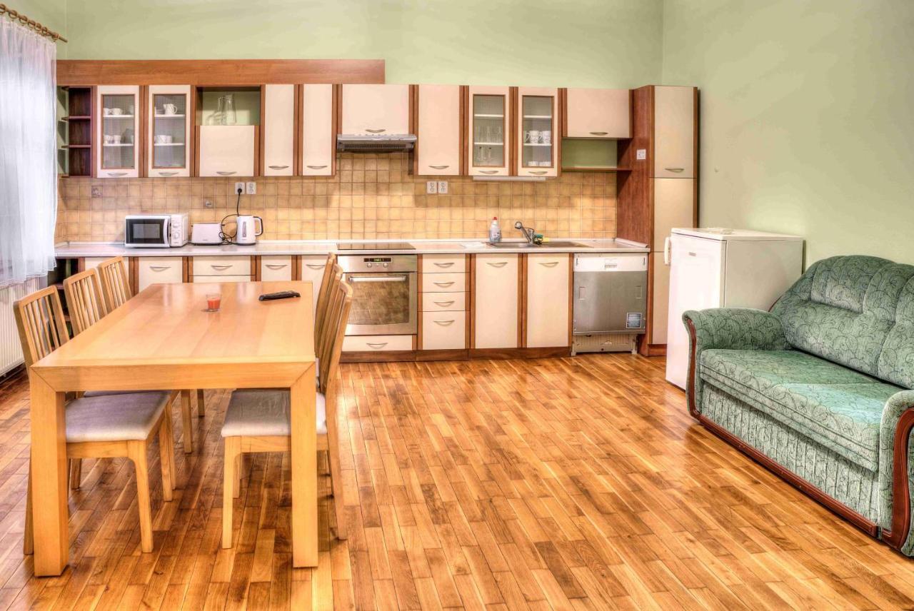 Apartmány pod Divadlem Znojmo Exterior foto